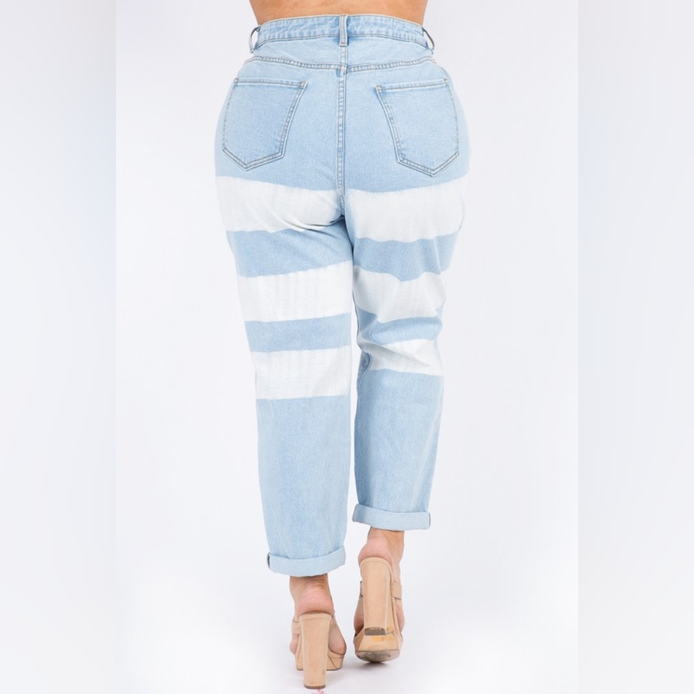 High Waist Bleached Mom Jeans - Picture 3 of 5